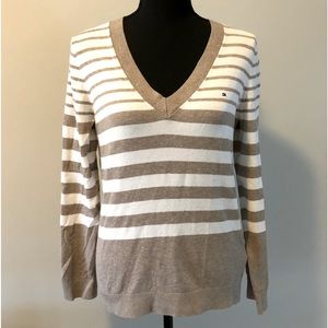 Women’s Tommy Hilfiger Stripped Long sleeve V neck sweater size M